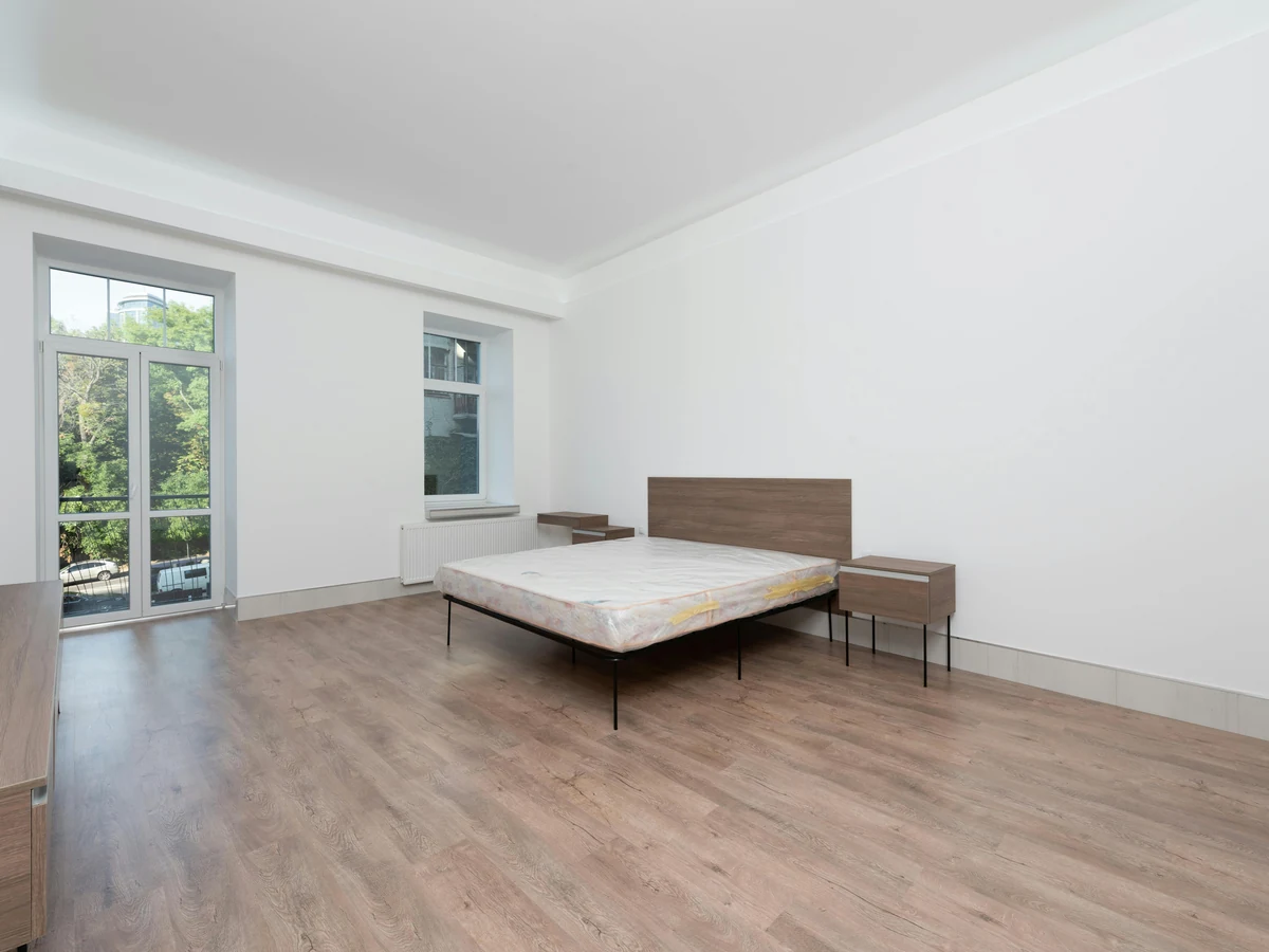 bedroom-painting-freshly-painted-white-walls-balcony-door-light-laminate-floor-preston-rose-decor bedroom painting freshly painted white walls balcony door light laminate floor preston rose decor