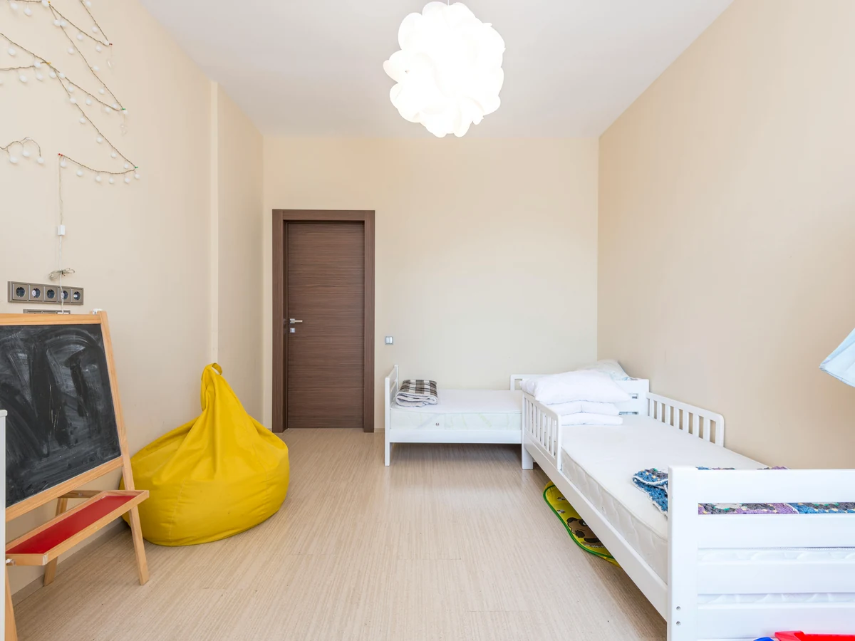 bedroom painting soft cream yellow childrens room white beds cloud light preston rose decor