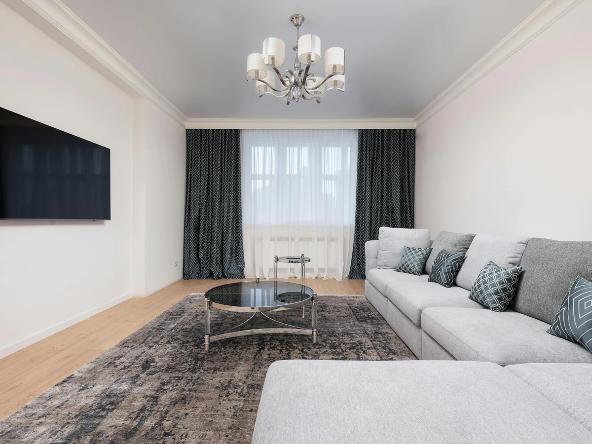 ceiling painting bright white decorative coving chandelier preston rose decor