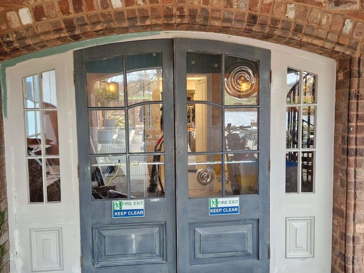 commercial-shopfront-painting-before-preston-rose-decor commercial shopfront painting before preston rose decor 1